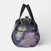 Violette Blumen, teilweise farbig Personalisiert Duffle Bag (Rechts)