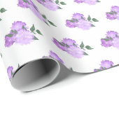 Violette Blumen und Grünmuster Geschenkpapier (Rolleneckpunkt)