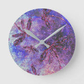 Violette Libellen-Haze Runde Wanduhr (Vorderseite)