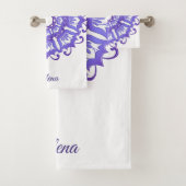 Violette mit BlumenMandala. Name Badhandtuch Set (Insitu)