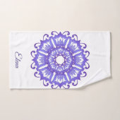 Violette mit BlumenMandala. Name Badhandtuch Set (Handtuch)
