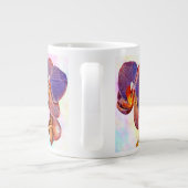 Violette und bernsteinfarbene Orchidee Jumbo-Tasse (Rückseite)