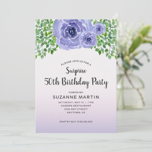 Violette Wasserfarben Blumen | Überraschung 50. Ge Einladung (Stehend Vorderseite)
