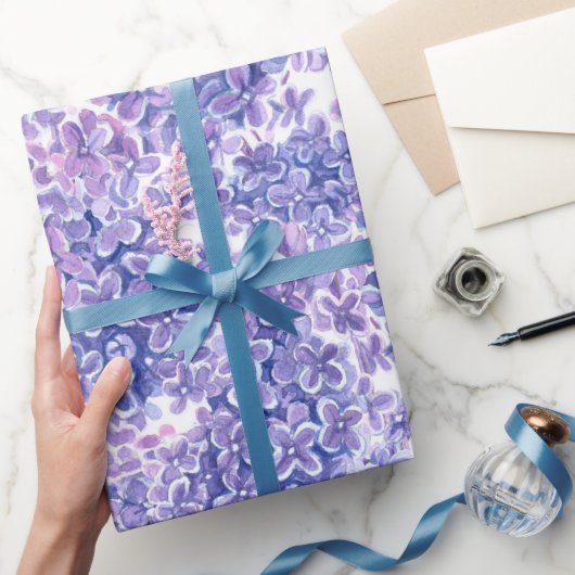 Violette Watercolorflieder-Blumen Geschenkpapier (Schenken)