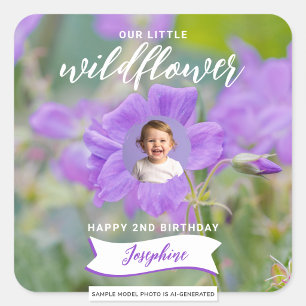 Violette Wildblume Benutzerdefiniertes Foto Alles Quadratischer Aufkleber