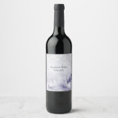 Violette Winterlandschaft Schnee Weinetikett (Vorderseite)