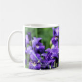 Violetten blauen sibirischen Iris-Caesars Bruder Kaffeetasse (Links)