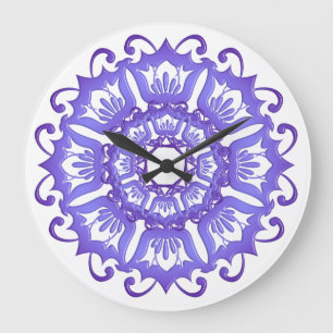 Violetter Mit Blumenmandala. Große Wanduhr