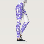 Violetter Mit Blumenmandala. Leggings (Rechts)