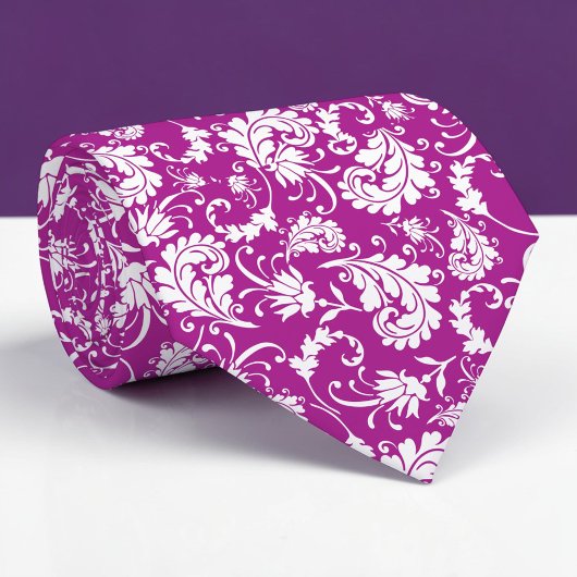 Violettes Blumenmuster Individuelle Krawatte