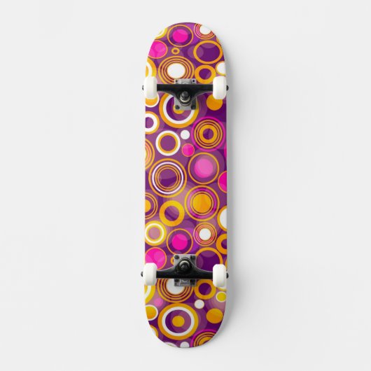 Violettes Tupfen-Muster Skateboard (Vorderseite)