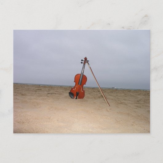 Violine am Strand Postkarte (Vorderseite)