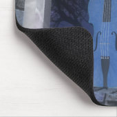 Violine im Fenster: Blaue Version: Mousepad (Ecke)