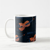 Violinfoto Nahaufnahme Kaffeetasse (Links)
