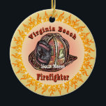 Virginia Beach Feuerwehrschmuck Keramik Ornament<br><div class="desc">Virginia Beach Feuerwehrschmuck, Feuerwehrmann-T - Shirt, Feuerwehrbekleidung, Geschenke von ArtMuvz Illustration. Sie können Ihren Namen hinzufügen oder Text hinzufügen. Passen Sie diese Virginia Beach Feuerwehrmänner Ziergegenstände an, um sie einzigartig zu machen oder als personalisiertes Geschenk zu geben. Das kühne Design ist mit einem Feuerwehrhelm ausgestattet, einem Symbol der Feuerwehr. Es...</div>