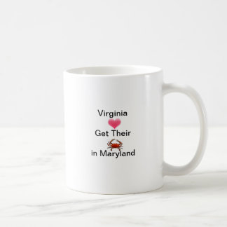 Virginia-Liebhaber erhalten Krabben in Maryland - Kaffeetasse