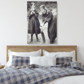 Virginia und Vanessa Stephen, in St. Ives, 1894 Leinwanddruck (Insitu (Schlafzimmer))