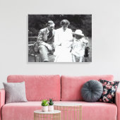 Virginia Woolf mit Clive und Julian Bell, 1910 Leinwanddruck (Insitu (Wohnzimmer))