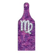 Virgo Zodiac Sign auf Pink Fuchsia Digitale Camouf Schneidebrett (Vorderseite)