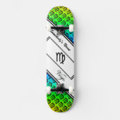 Virgo Zodiac Symbol Standard von Kenneth Yoncich Skateboard (Vorderseite)