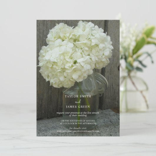 Virtual Streaming HochzeitsHydranten & Barnwood Einladung (Stehend Vorderseite)