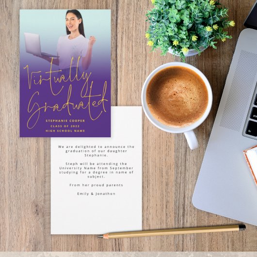 Virtuell abgestuftes Foto 2022 Lila Abschluss Ankündigung