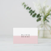 Visitenkarte Minimal Pink White Business Card (Stehend Vorderseite)