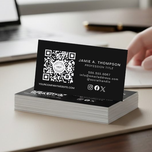 Visitenkarte mit QR-Code Schwarzes modernes Logo