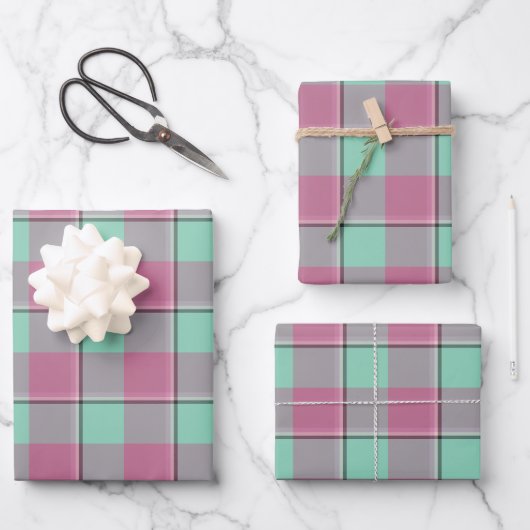 Vista Blue and Turkish Rose Plaid Green Pink Geschenkpapier Set (Vorderseite)