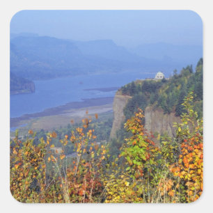 Vista House, hoch auf Crown Point an der Mündung Quadratischer Aufkleber