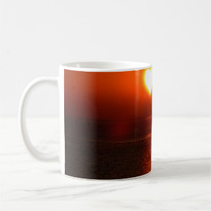 Vitamin D Hintergrund des Gesundheitslebens Kaffeetasse