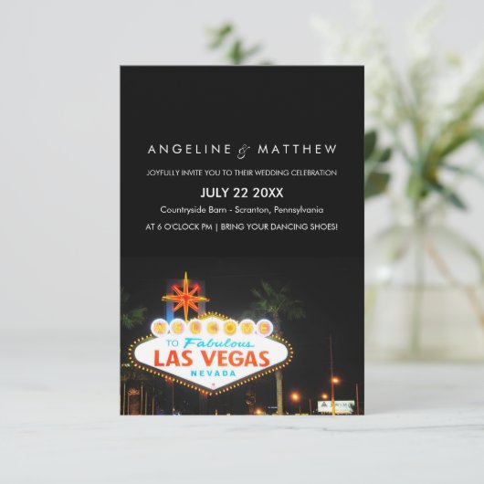 Viva Las Vegas Hochzeit in Urlaubsort Einladung (Stehend Vorderseite)