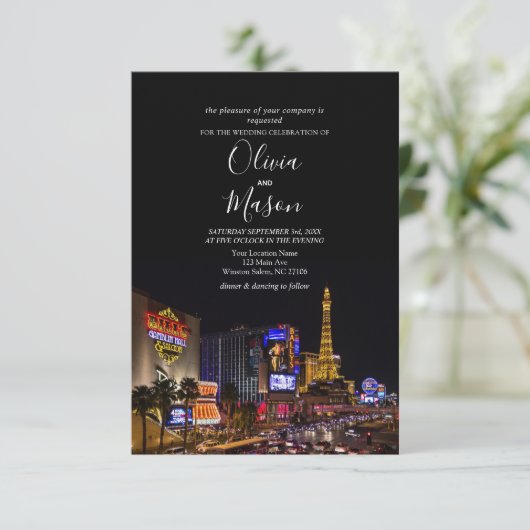 Viva Las Vegas Hochzeit in Urlaubsort Einladung (Stehend Vorderseite)