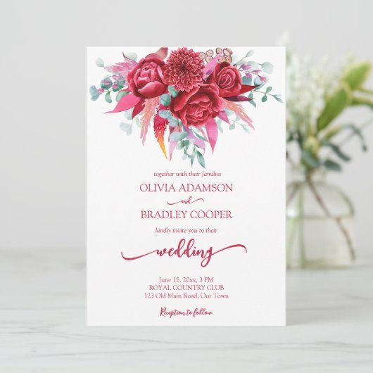 Viva magenta crimson burgundy Blume eucalyptus Einladung (Stehend Vorderseite)