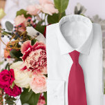 Viva Magenta Koordination Wedding Neck Tie Krawatte<br><div class="desc">Koordinieren Sie Ihre Hochzeit perfekt durch Shopping-Sammlungen,  die mit der gleichen Farbpalette entworfen wurden. Schauen Sie sich EmmyINK's Shop für weitere koordinierende viva magenta Hochzeitsartikel und Dekor an!</div>