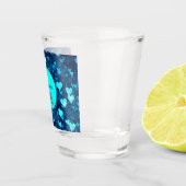 Vivid Blue Hearts Schnapsglas (Rechts)