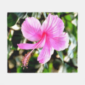 Vivid Tropical Pink Hibiscus Fleecedecke (Vorderseite (Horizontal))