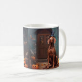 Vizsla Pumpkins Halloween Beängstigend Kaffeetasse (VorderseiteRechts)