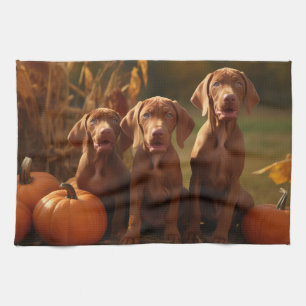 Vizsla Puppy Autumn Delight Pumpkin Geschirrtuch