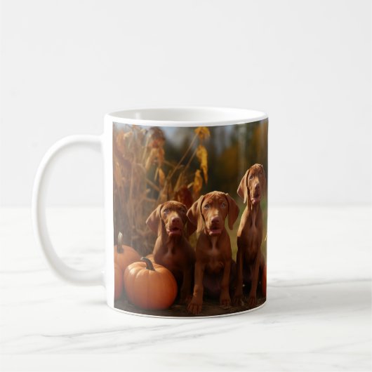 Vizsla Puppy Autumn Delight Pumpkin Kaffeetasse (Links)