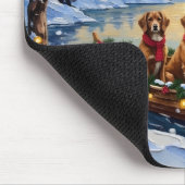 Vizsla-Weihnachtsboot-Feiertag Mousepad (Ecke)