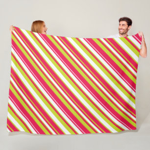 Vliesdecke mit diagonalen Linien Fleecedecke