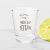 Vodka Phantastisch Water Funny Zitat Schnapsglas (Rückseite)