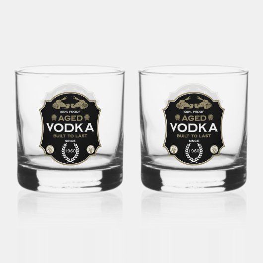 Vodka über dem Hügel zum Geburtstag Whiskyglas (Vorderseite)