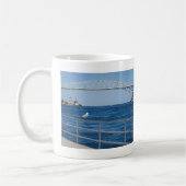 Vogel an der blaues Wasser-Brücke Kaffeetasse (Links)