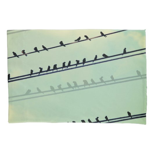 Vögel an Drähten, Vintager blauer Himmel. Kissenbezug (Vorderseite)