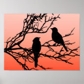 Vögel auf einem Zweig, schwarz gegen Sunset Orange Poster (Vorne)