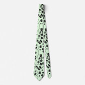 Vögel auf Kirschblüten Schwarz auf Minzgrün Krawatte (Vorderseite)