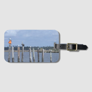Vögel auf Posts im See Gepäckanhänger