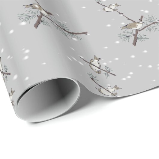 Vögel auf Winter Branch mit Schneeflocken Geschenkpapier (Rolleneckpunkt)